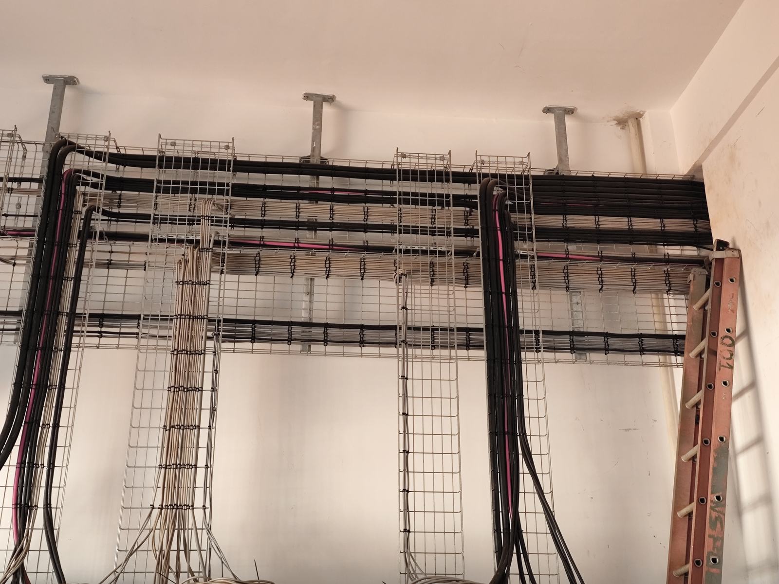 Infraestrutura de cabos
