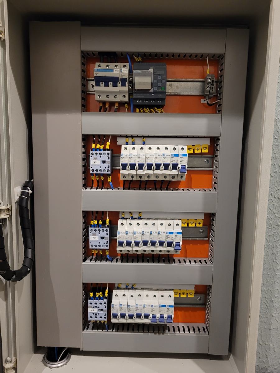 Quadro de distribuição montado